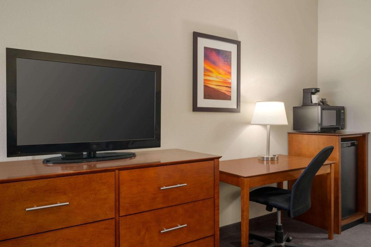 Bakken Airport Xwa Hotel & Studios Williston Eksteriør billede